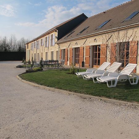 Hotel Au Domelia Provinois Cerneux Exteriér fotografie